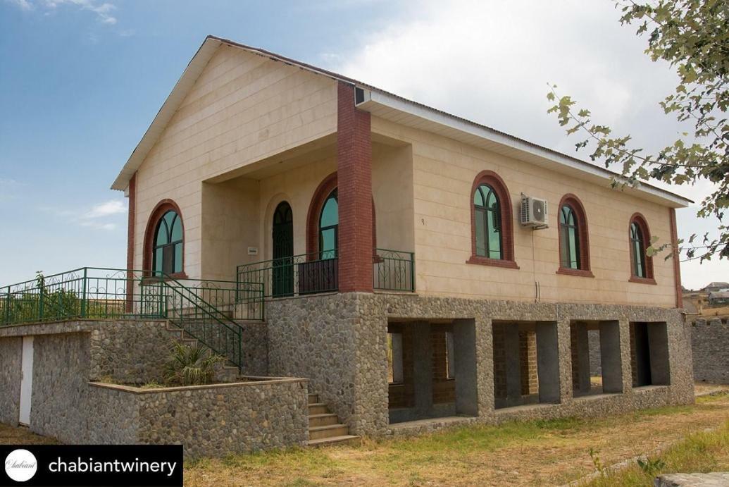 Chabiant Guesthouse Chateau Monolit Ikinci Yeniyol Eksteriør billede